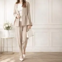 フォーマル パンツスーツ セレモニー セットアップ ベージュ　L