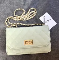 キルティングレザーチェーンショルダーバッグ　ミントグリーン　グレイル