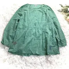 訳あり Jocomomola ホコモモラ 刺繍入り 42XＬ長袖ブラウス 緑のサムネイル