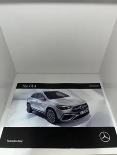 メルセデスベンツGLAカタログ 現行モデル 後期型 MercedesBenz美品