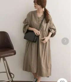 アーバンリサーチドアーズ　コットンボイルギャザーワンピース　ベージュ