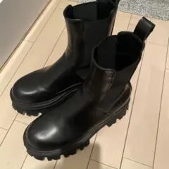 ブラック サイドゴアブーツ 厚底　ZARA