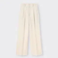 ジーユーGUカラー スラックス ナチュラル