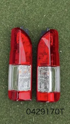 200系ハイエースバン S-GL 純正クリスタルコンビテール 左右 新車外し品 ハイエース 純正タイプ テールランプ クリアレンズ仕様 200系 全
