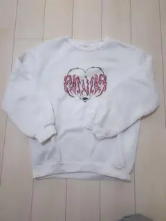ハート型グラフィック ホワイトスウェット