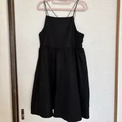 NICE CLAUPブラック キャミソール フレアシルエットのサムネイル