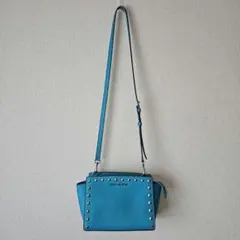 MICHAEL KORS セルマ スタッズ メッセンジャーバッグ