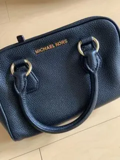 MICHAEL KORS ブラック ショルダーバッグ