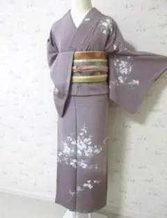 色無地着物：美品：あずき色・地模様：袷正絹「さが美」しつけ糸：9号：Q54 色無地着物：美品：あずき色・地模様：袷正絹「さが美」しつけ糸：9号
