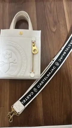CASTELBAJAC ショルダーバッグ ホワイトのサムネイル