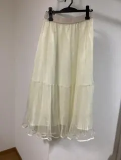 さ*び様 未使用品　アイボリーチュールプリーツスカート　LL
