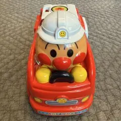 アンパンマンの可愛いおしゃべり消防車