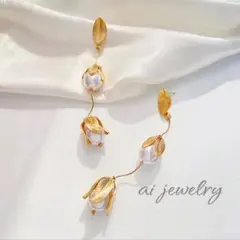 ゴールドつぼみパールピアス　ウェディングアクセサリーブライダル結婚式