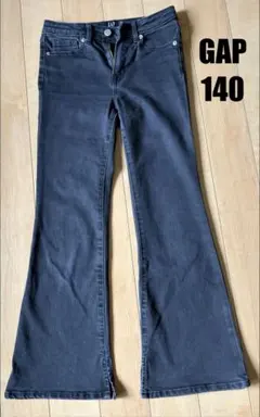 GAP140㌢フレアブラックデニム（キッズ）