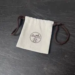 ✨新品未使用✨ エルメス 保存袋 巾着袋 巾着 縦約53cm×横約60cm 特大 エルメス HERMES タグ付き保存袋 巾着 巾着袋 特大サイズ約59cm - メルカリ