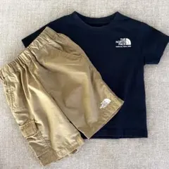 The North Face Tシャツとショートパンツセット