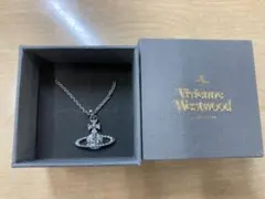 Vivienne Westwood 惑星モチーフ ネックレス
