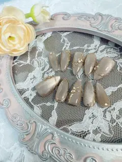 ネイルチップ　アーモンド型　マグネットネイル　韓国　ワンホン　きれいめネイル