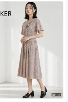 NEWYORKER ベージュドットプリント半袖ワンピースs 未使用に近い