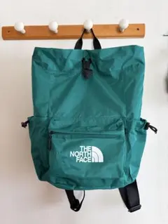 THE NORTH FACE ドローストリング バックパック グリーンのサムネイル