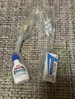 ガチャ　第一三共ヘルスケアミニチュアチャーム２種セット