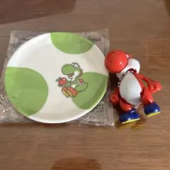 スーパーマリオ スイングマスコットVer.2 赤ヨッシー　ファミマ　豆皿のサムネイル