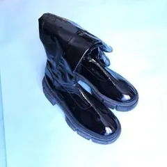 お値下❣️黒　ロングブーツ エナメル　厚底　ストレッチ❣️ZARA