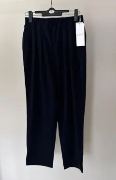 KEYUC 撥水速乾　タックワイドパンツ　ネイビー　フリーサイズ　新品タグ付き