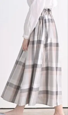 グレー系チェック柄ロングスカート RAY CASSIN