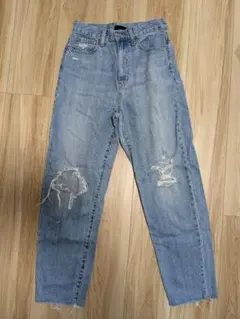 UNIQLO ペグトップハイライズジーンズ ダメージ 24サイズ