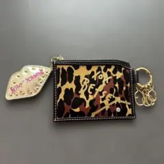 Betsy Johnson ヒョウ柄コインケース　ベッツィ　リップ　キーケース