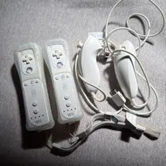 Wiiリモコン2個セット＋ヌンチャク
