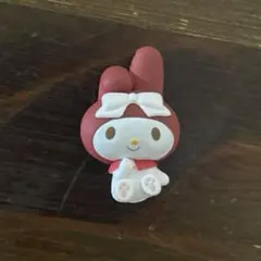 サンリオ　マイメロディ　ハグコット　赤　ガチャ