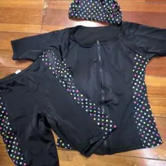 水着・ラッシュガードセットLLサイズ（水玉模様）　A94