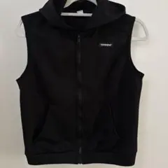 ブラック フード付きベスト
