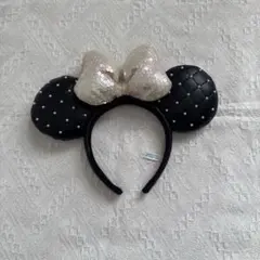 ディズニーカチューシャ黒 パール付き
