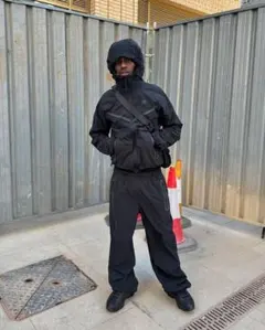 Nike テックフリース ナイロン オリーブ