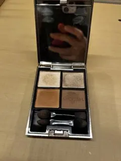 アイカラーレーション18 アイシャドウパレット