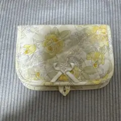 Maison de FLEUR 花柄 キルティング ポーチ