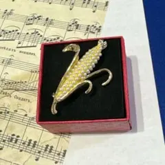 ヴィンテージ デザイン　アクセサリー　ブローチ　とうもろこし　ゴールド　レトロ