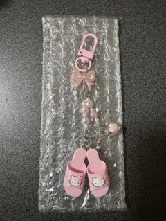 ハローキティ スリッパ型キーホルダー