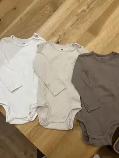 H&M オーガニックコットンロンパース3枚セット　白、ベージュ、ブラウン 80