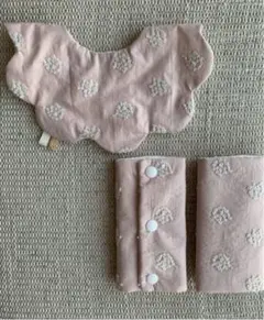 ハンドメイド　スタイ&抱っこ紐よだれカバーセット