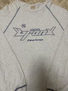 KOOKY'N グレー スウェット ロンT