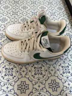 NIKE AIR FORCE 1 ホワイト グリーンのサムネイル