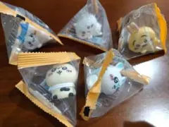 ちいかわ　ハチワレ　うさぎ　ラッコ　モモンガ　インテリア　ミニフィギュア