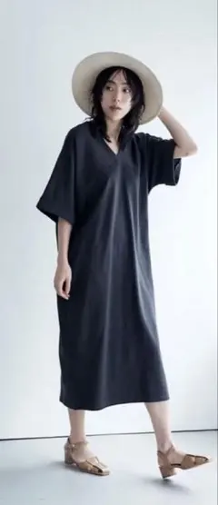 marjour EVERYDAY SUMMER ワンピース【未使用】お値下げのサムネイル