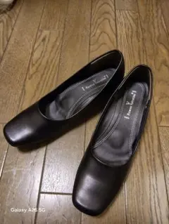 Romeo Valentino パンプス ブラック