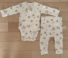 【美品】コニー　ロンパース　12M