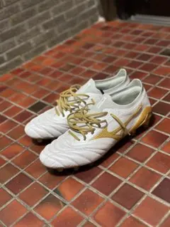 MIZUNO MORELIA NEO IV JAPAN ホワイト ゴールド - メルカリ